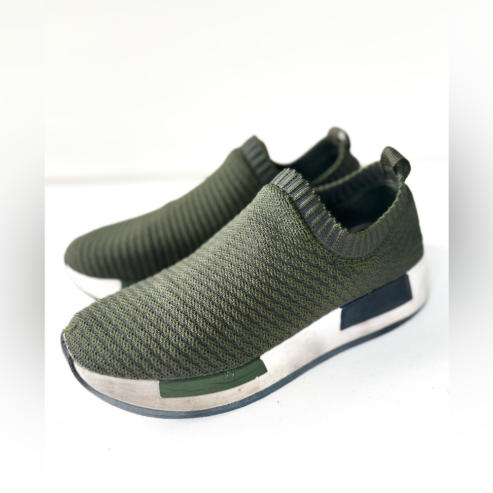 Bata Green Slip-On running  Shoes